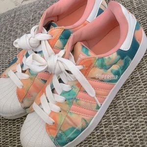 RARE Genuine ADIDAS Spring Tie Dye Superstar Y2K Shelltoe Women’s 7.5 like new!